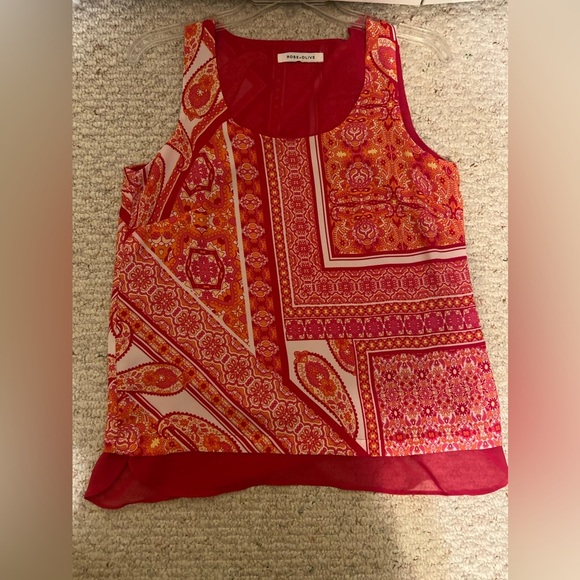 Rose & Olive tank top with bright pattern, paisley, layered - Picture 3 of 6